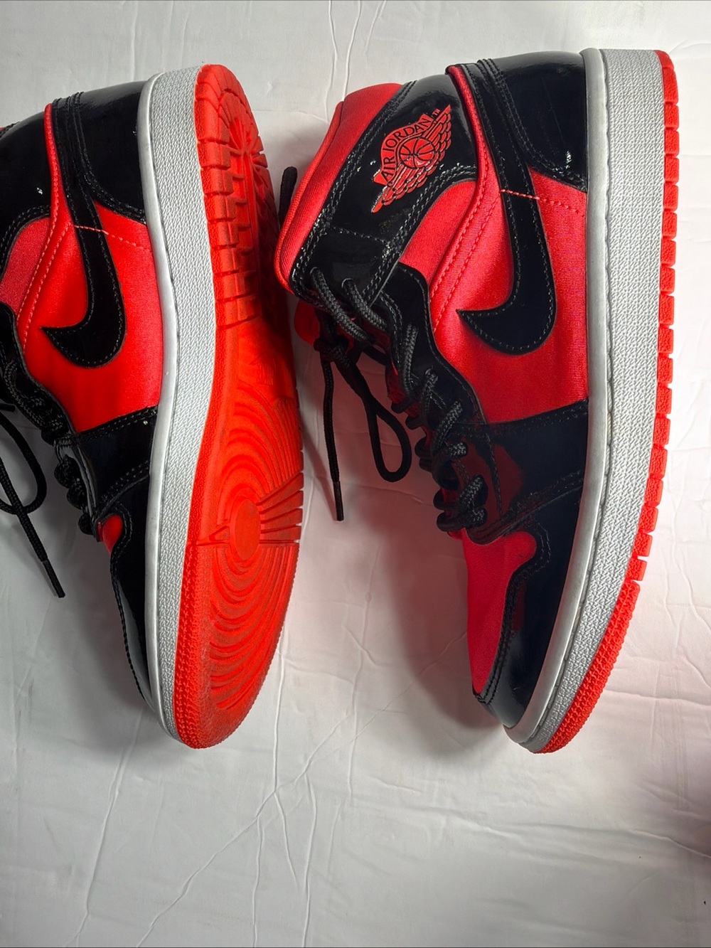 Jordan High-Top Sneakers in Red and Black - Picture 11 of 13